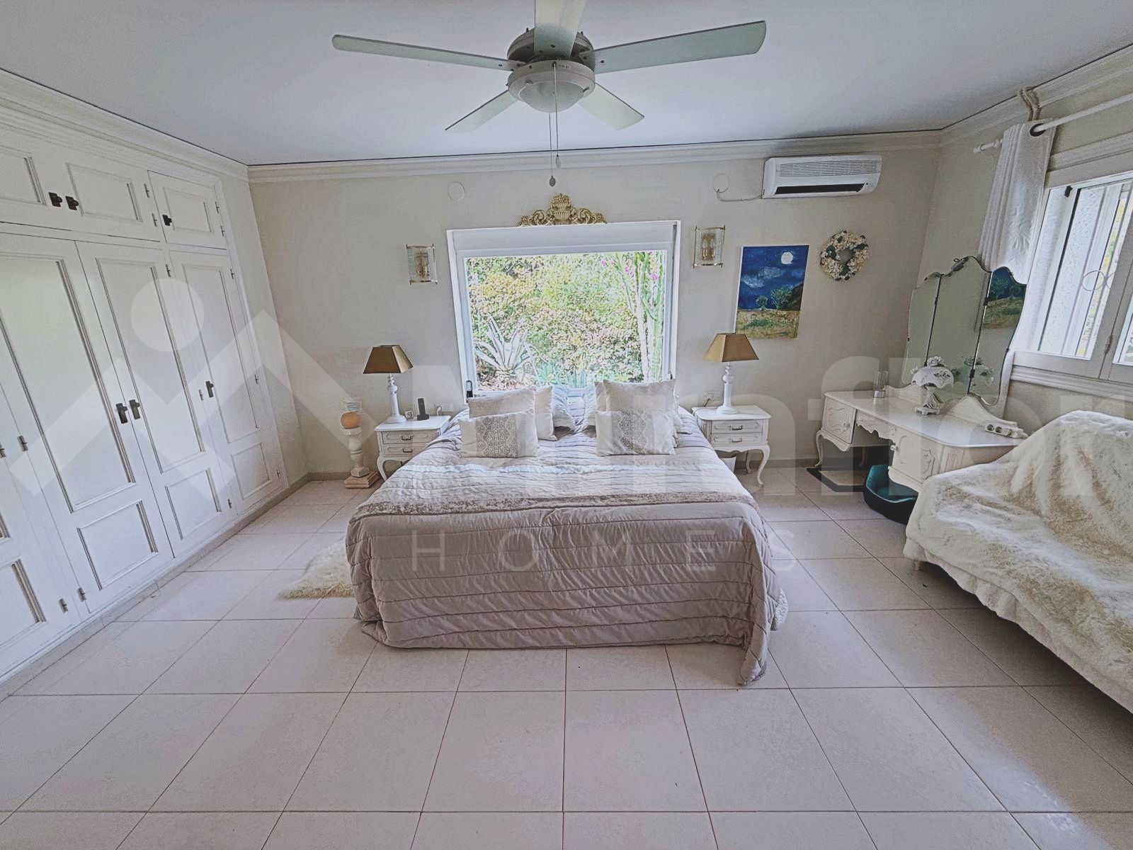 Miraflor Homes