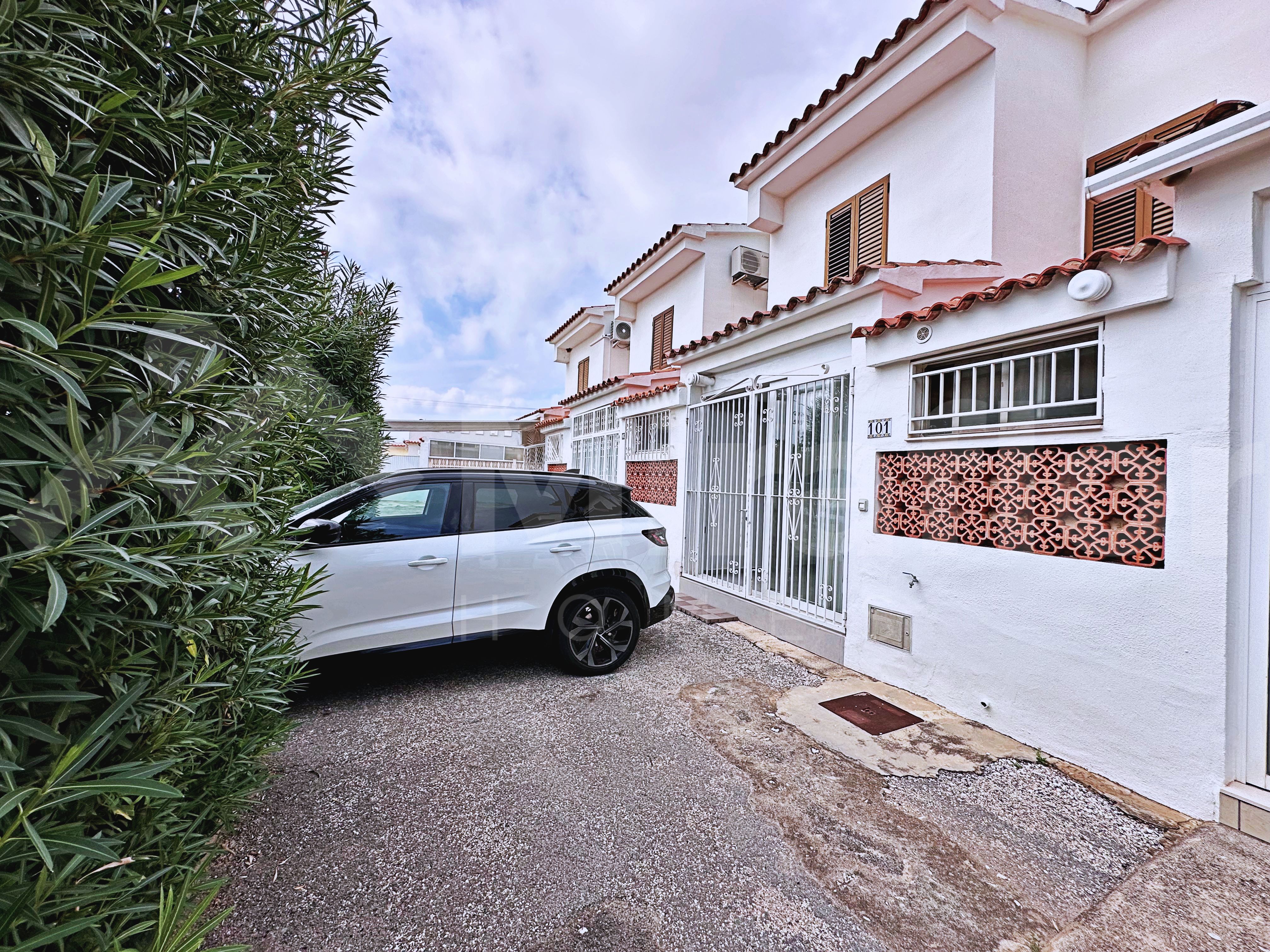 Miraflor Homes