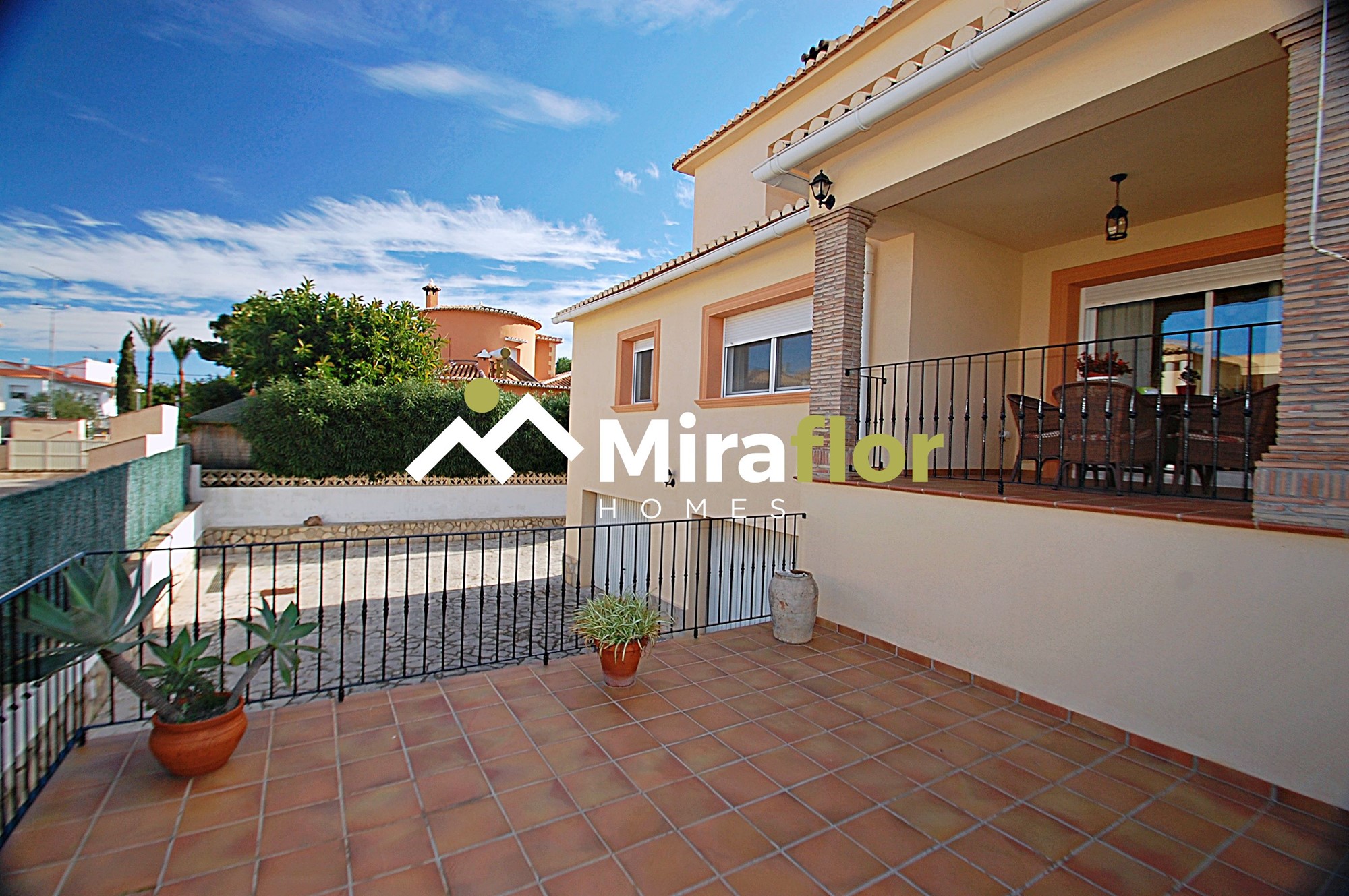 Miraflor Homes