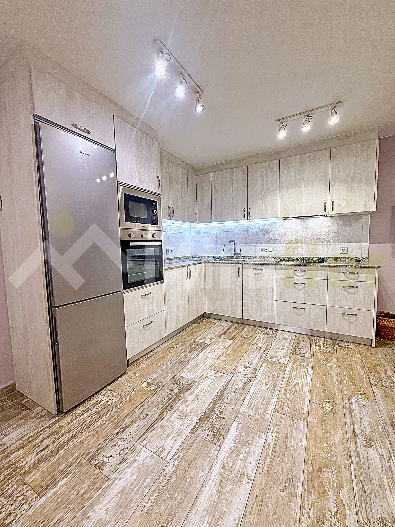 Miraflor Homes