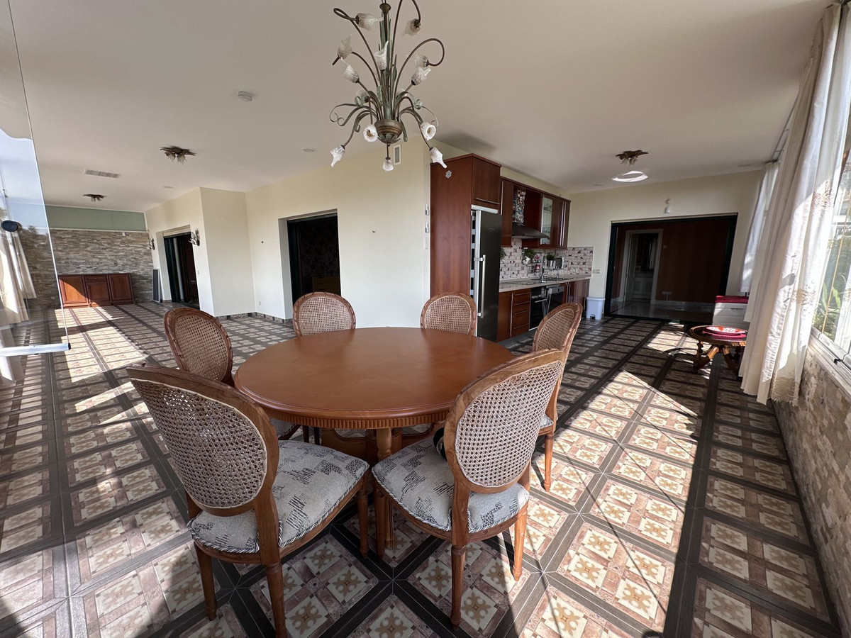 Apartment in The Golden Mile