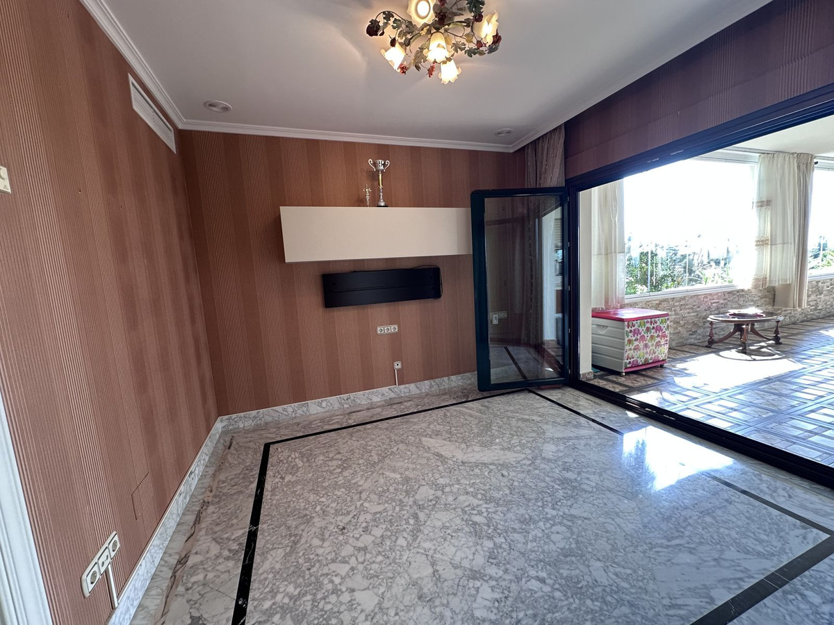 Apartment in The Golden Mile
