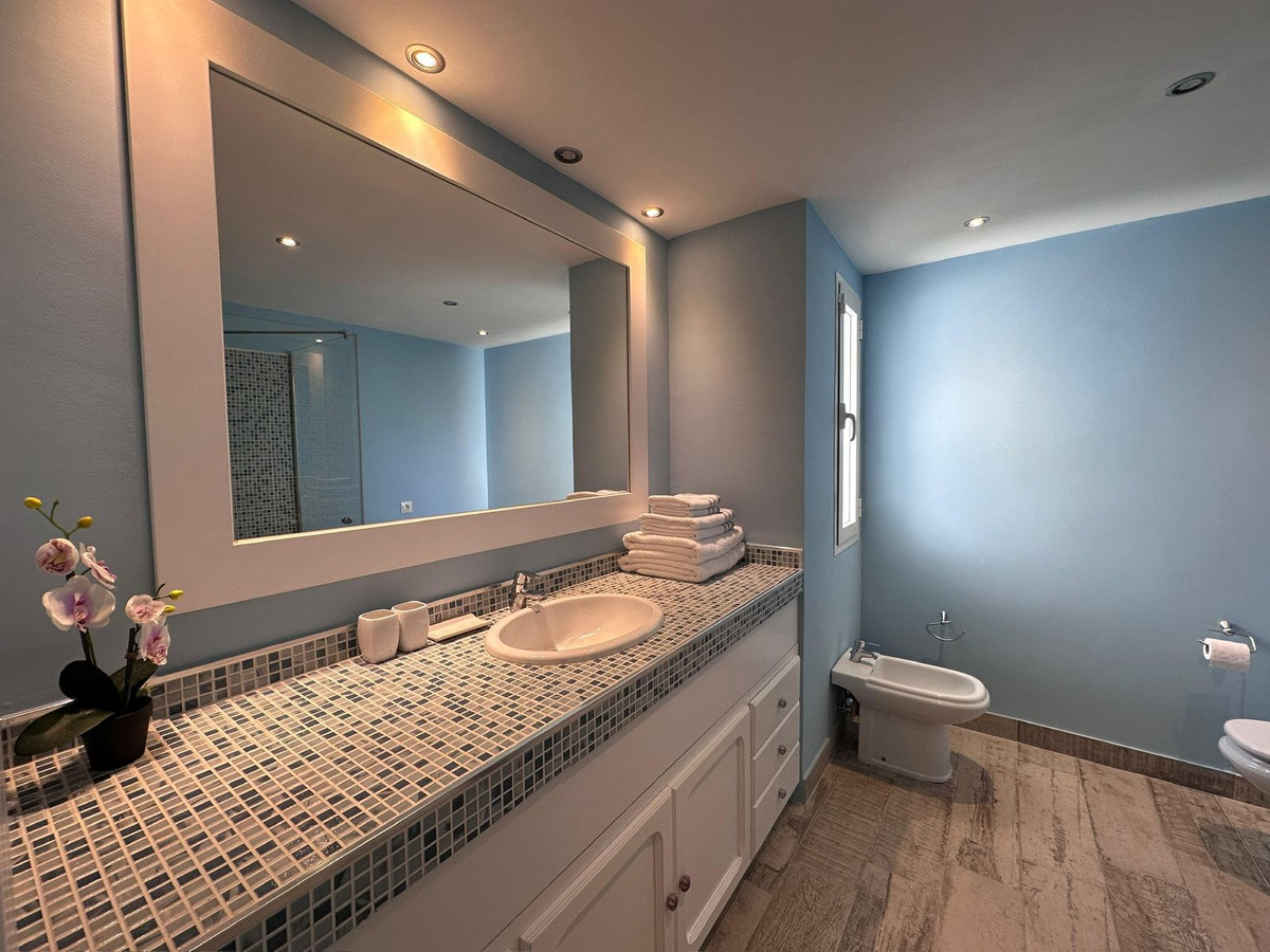 Apartment in Nueva Andalucía