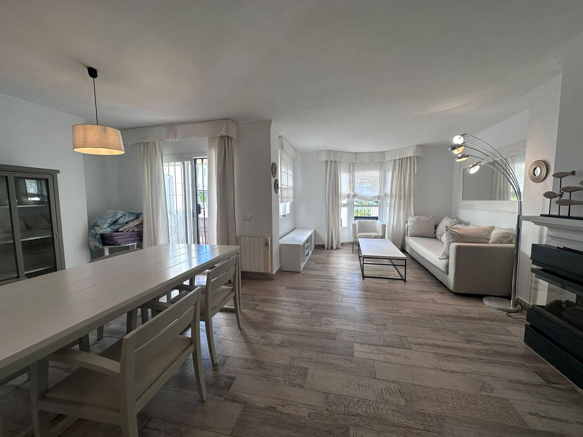 Apartment in Nueva Andalucía