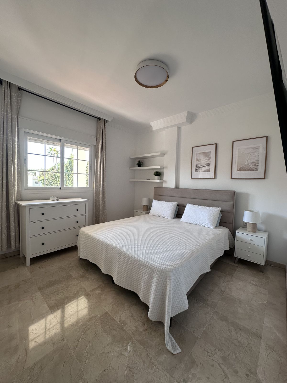 Apartment in Nueva Andalucía
