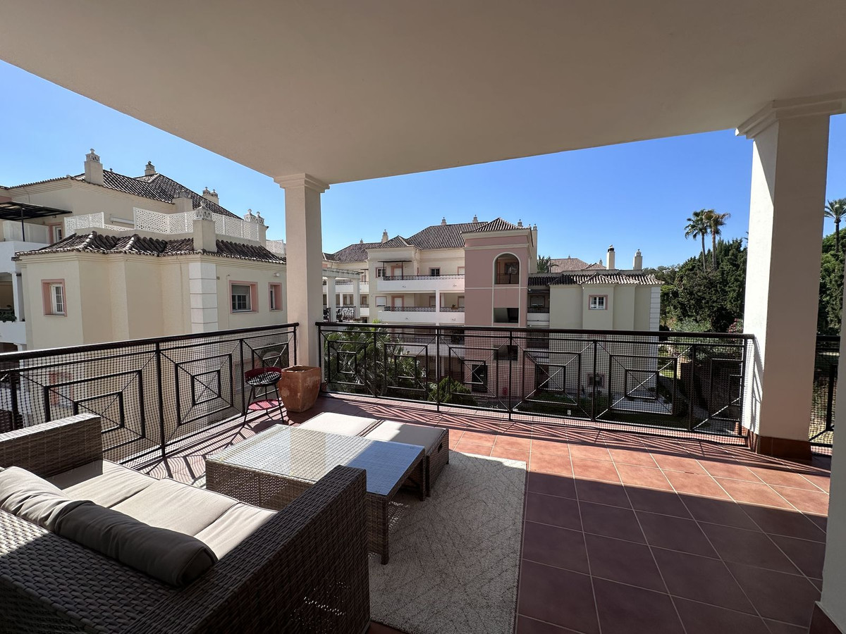 Apartment in Nueva Andalucía
