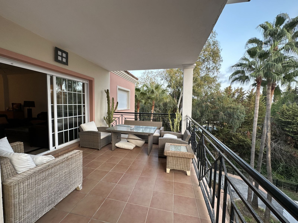 Apartment in Nueva Andalucía