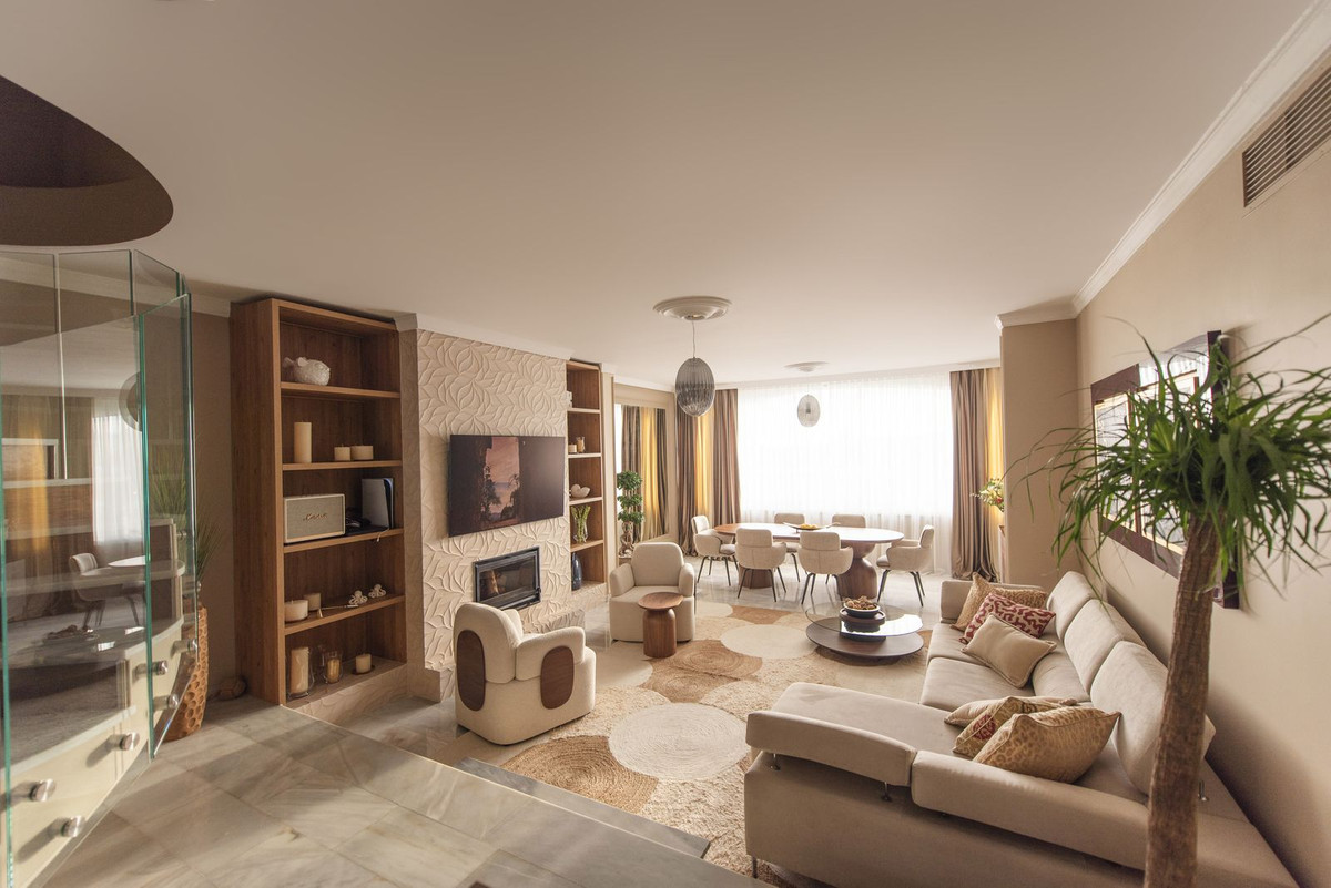 Town House in Nueva Andalucía