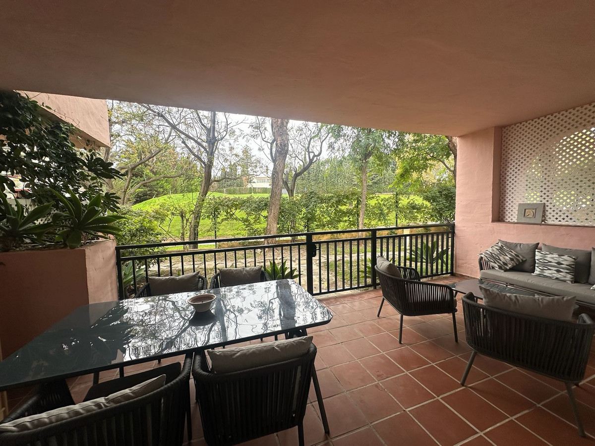 Apartment in Guadalmina Alta