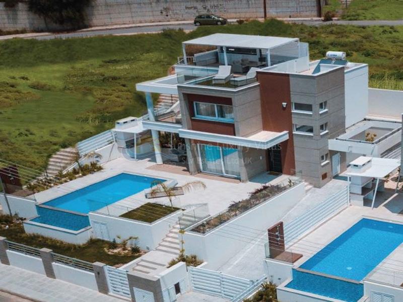Villa in Mouttagiaka