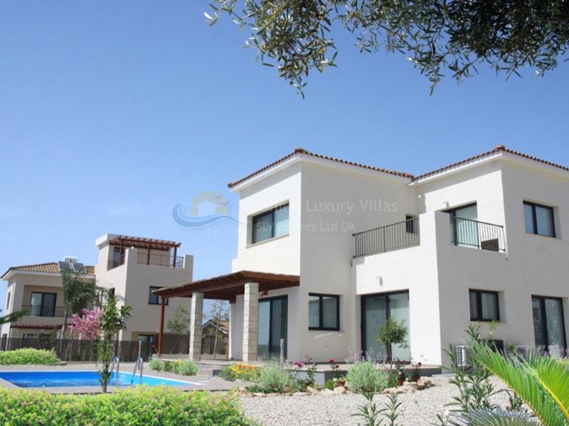 Villa in Secret Valley