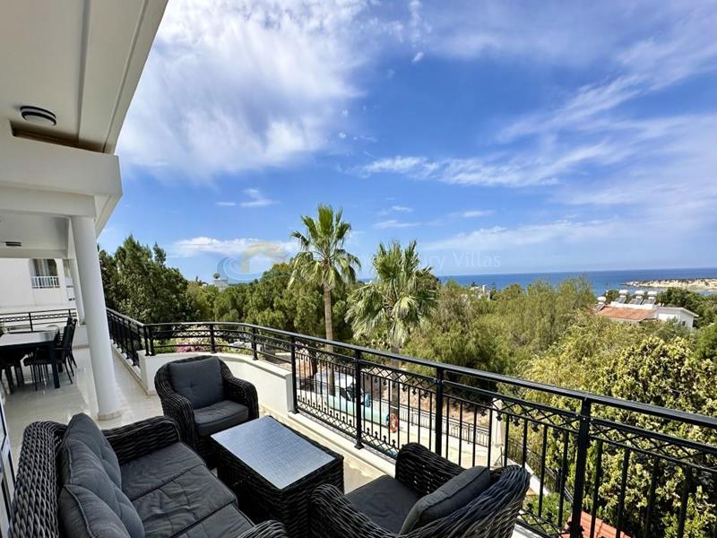 Villa in Coral Bay