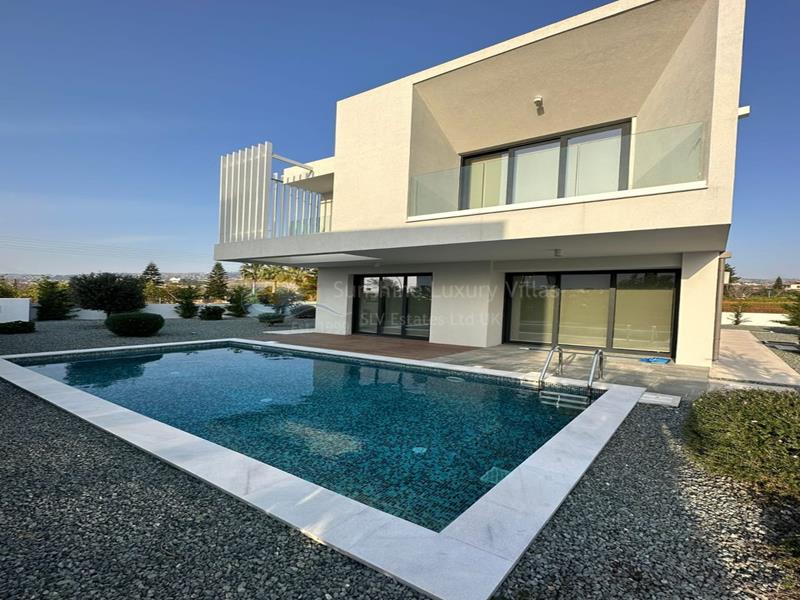 Villa in Emba