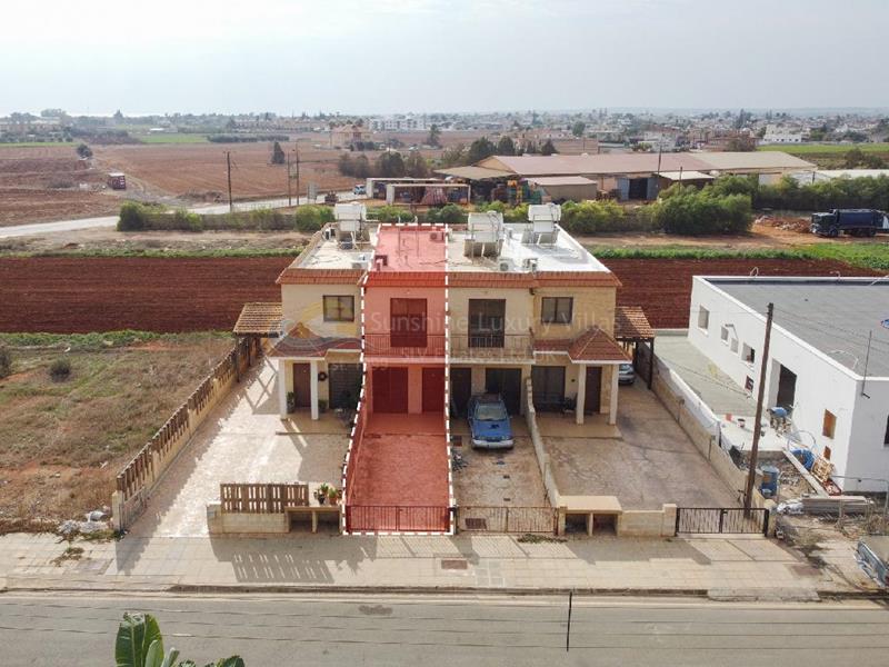 Town House in Liopetri