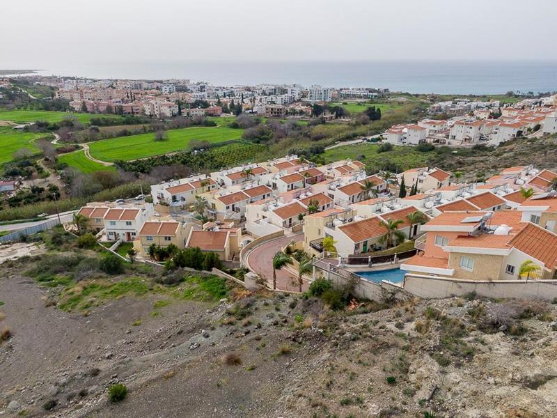 Apartment in Chloraka