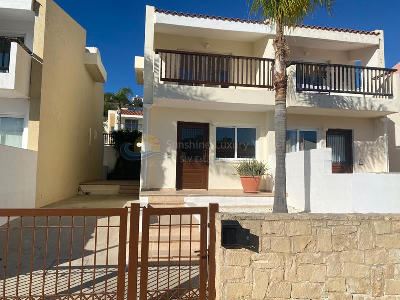 Apartment in Chloraka