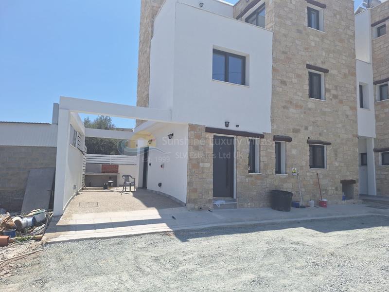 Town House in Pyrgos