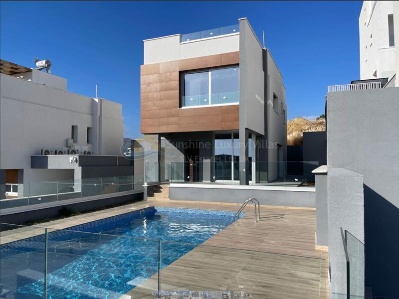 Villa in Parekklisia