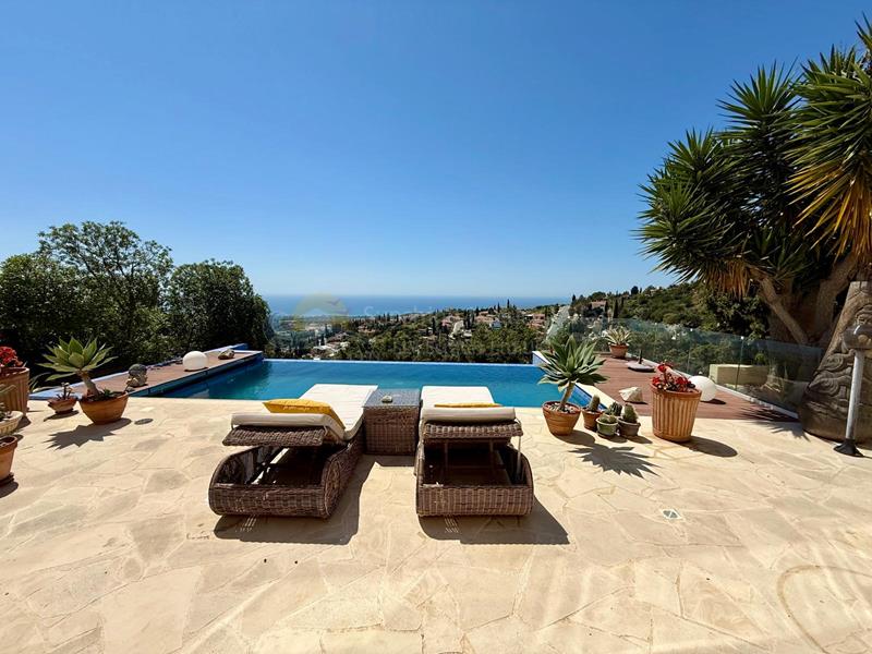 Villa in Kamares