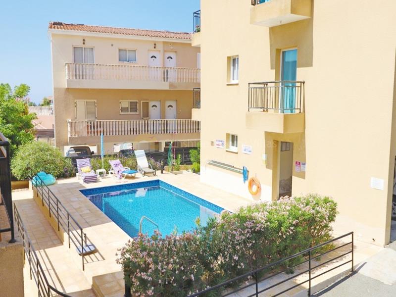 Apartment in Peyia