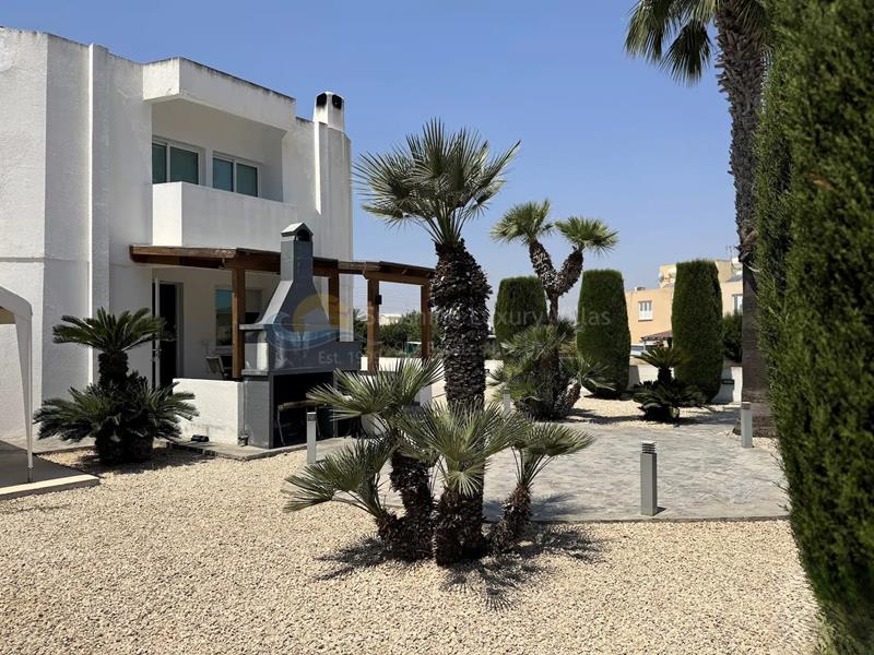 Villa in Paralimni