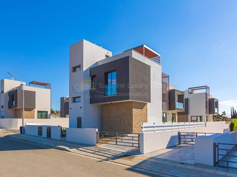 Villa in Pyrgos