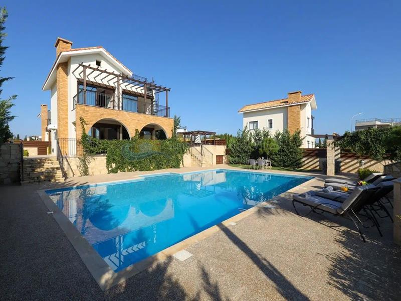 Villa in Ayia Thekla