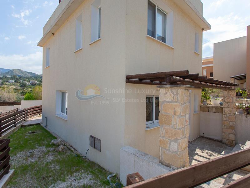 Villa in Argaka