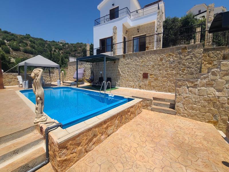 Villa in Tsada