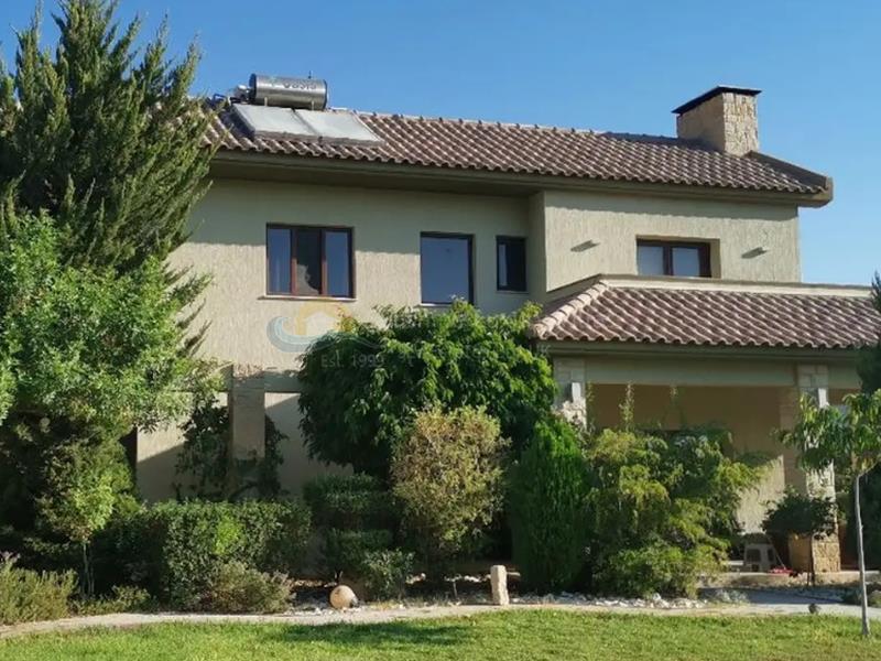 Villa in Akrounta