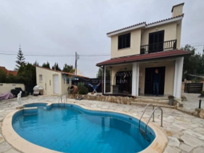 Villa in Kamares