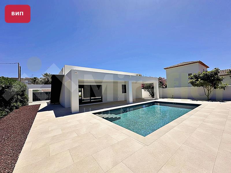 Вилла Продается Denia