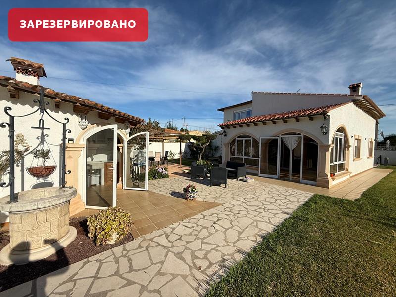 Вилла Продается Denia