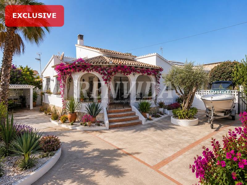 Villa for sale Denia