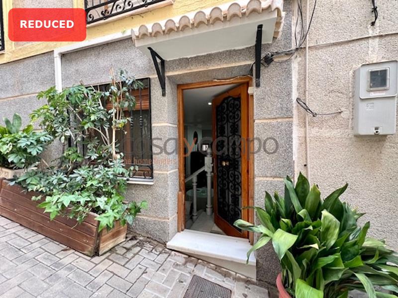 Village House in Lubrin