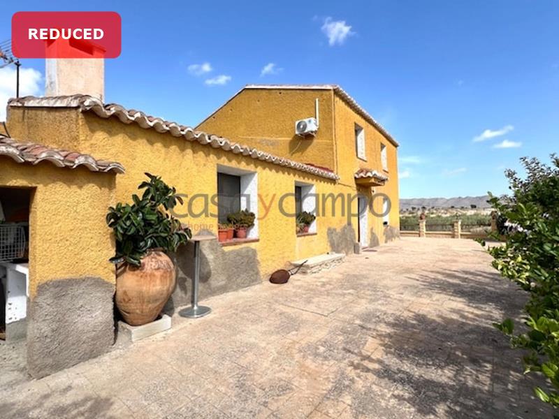 Country House in Uleila Del Campo