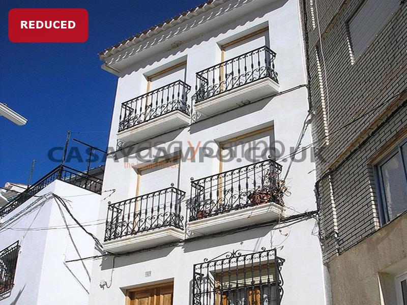 Town House in Lubrin