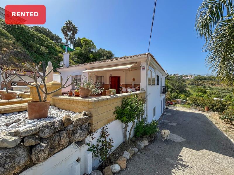 Villa in Estepona