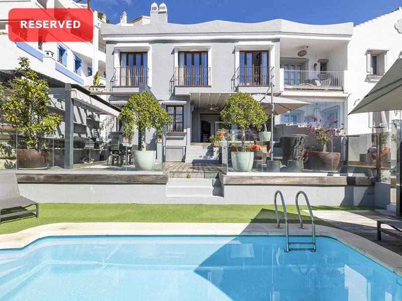 Town House in La Heredia