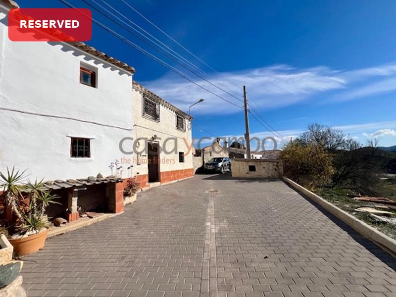 Country House in Lubrin