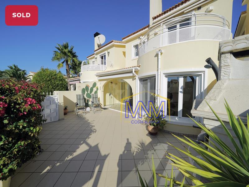 Villa in Denia