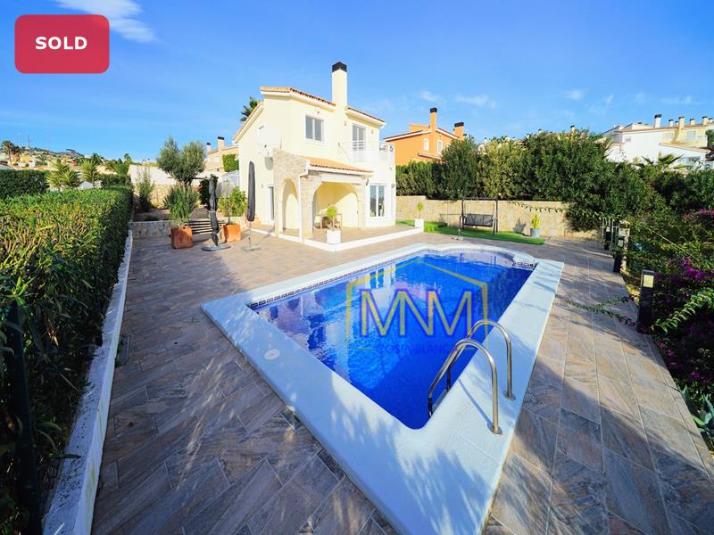 Villa in Denia