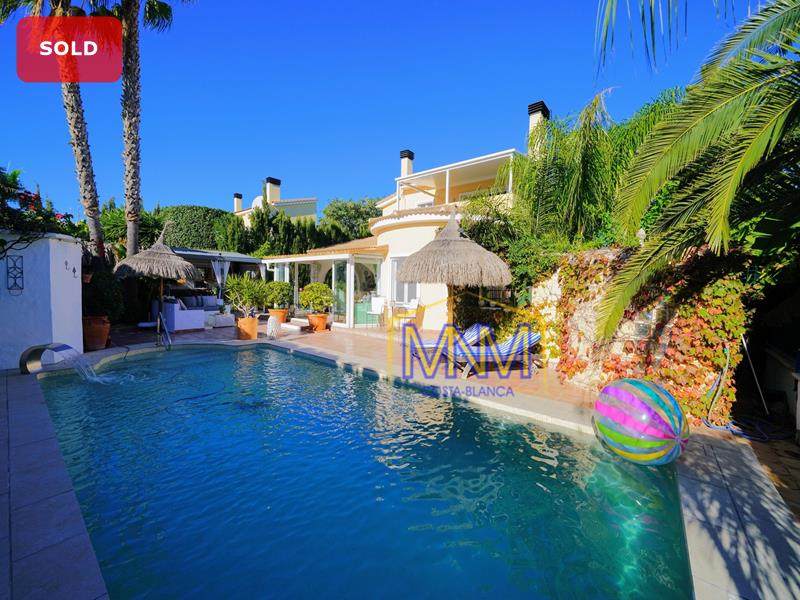 Villa in Denia