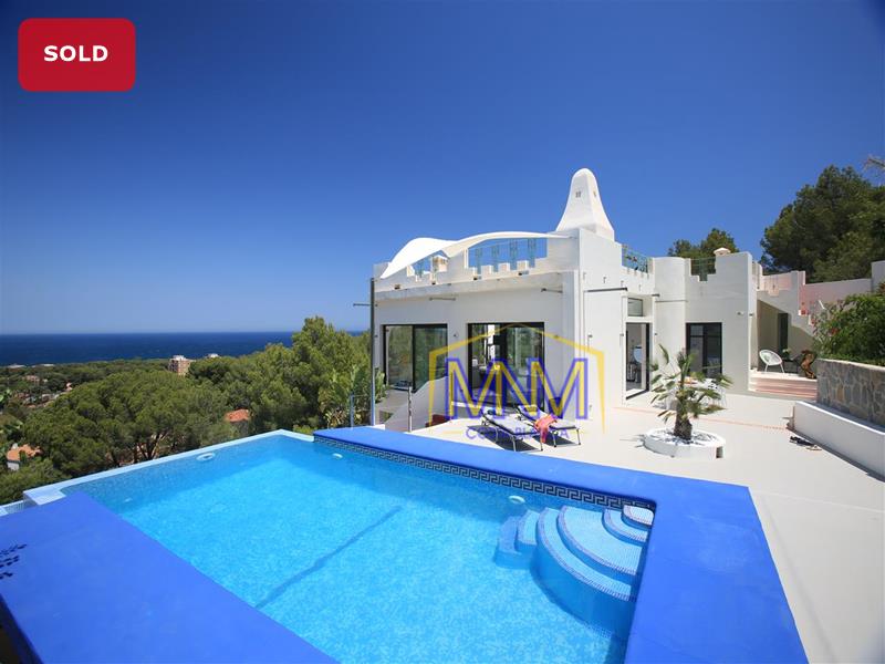 Villa in Denia