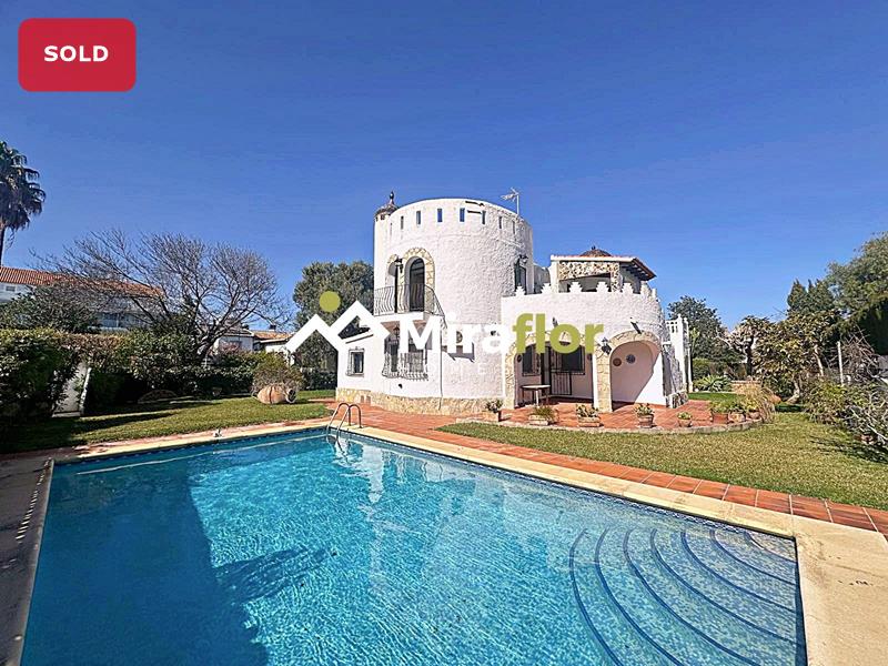 Villa for sale Denia