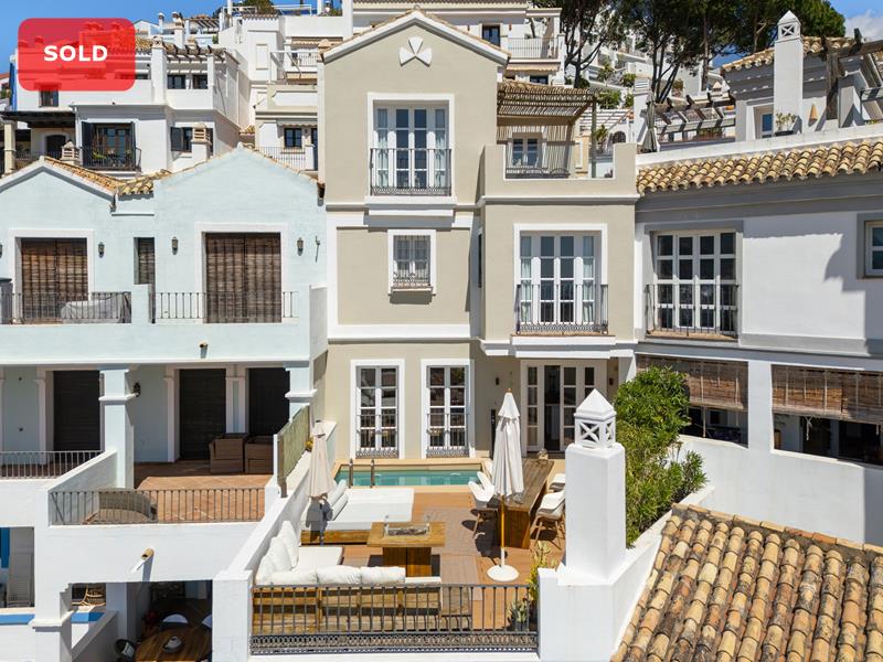 Town House in La Heredia