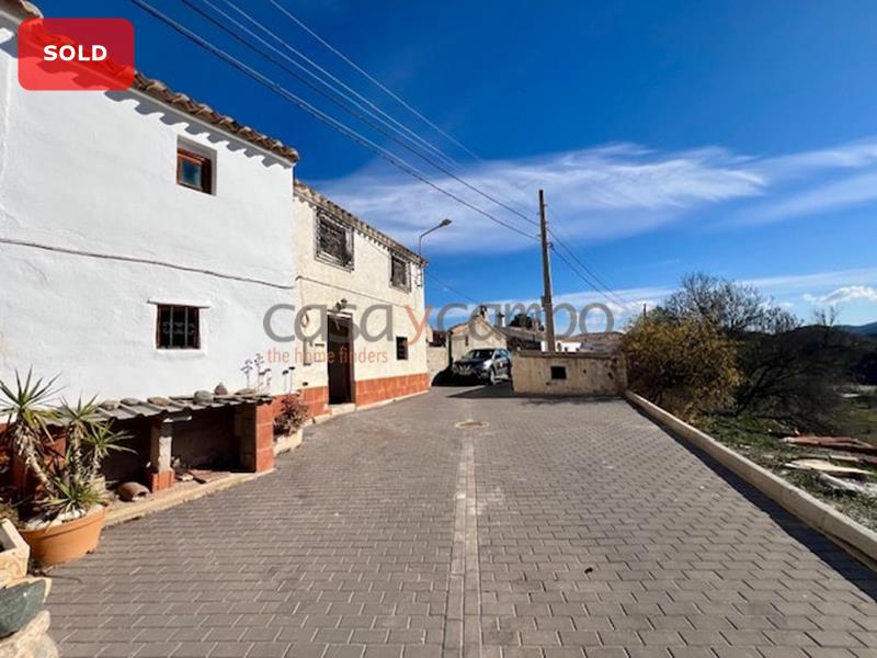 Country House in Lubrin