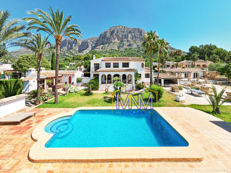 Finca in Javea