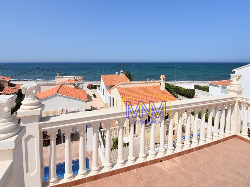 Villa in Denia