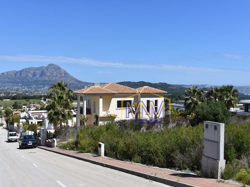 Plot in Javea